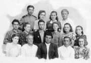Ученики школы рабочей молодежи. 1952 г.