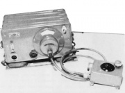 Радиоприемник РСИ-6МУ для наземных и самолетных радиостанций выпускался в годы Великой Отечественной войны