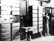 Техник у контрольно-испытательного стола. 1935г.