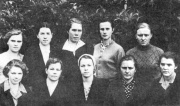 Первая бригада коммунистического труда А.А. Харлампиевой (в центре, в 1-м ряду)