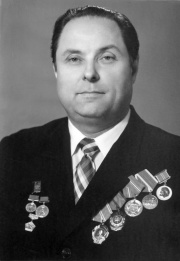 Директор "Экрана" в 1950 - 1980-х гг. Г.Е. Колонда